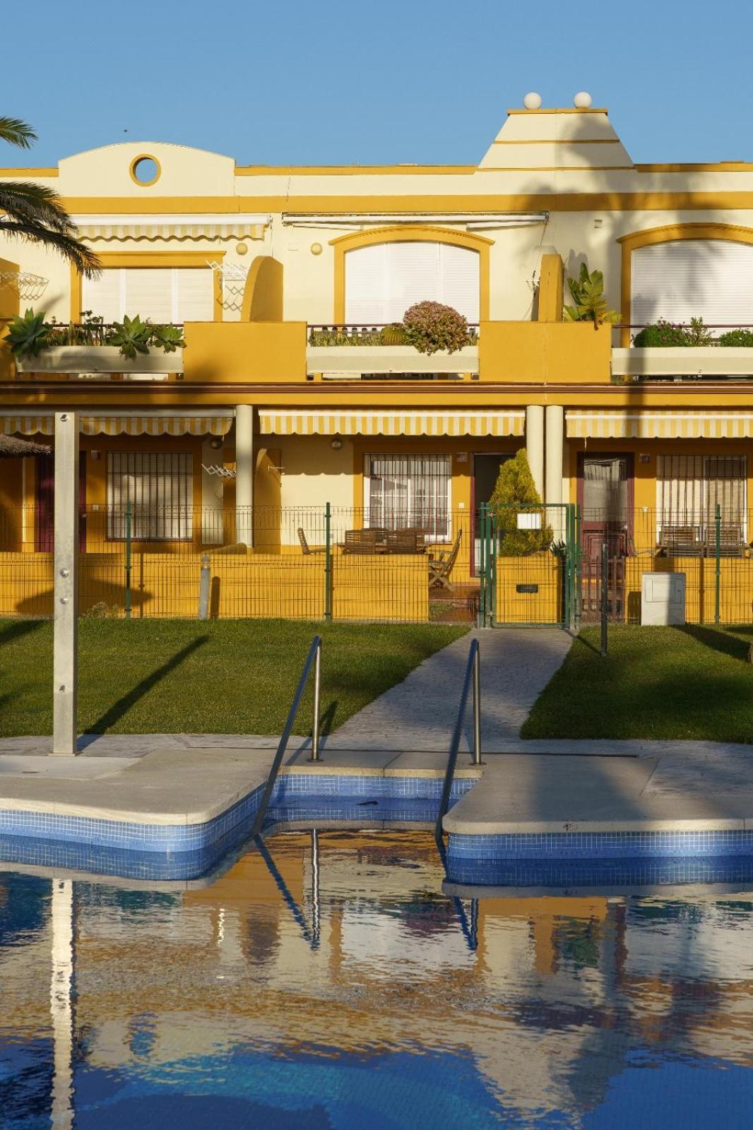 La Tortuga I, Encantador Apartamento Con Garaje En Primera Linea De Playa Тарифа Экстерьер фото