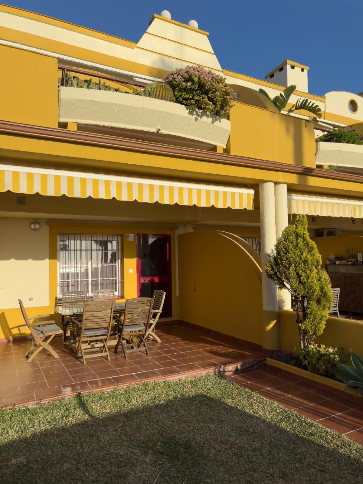 La Tortuga I, Encantador Apartamento Con Garaje En Primera Linea De Playa Тарифа Экстерьер фото